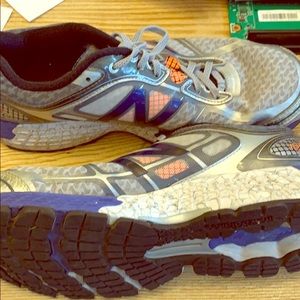 New Balance running shoes men’s 11.5